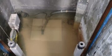 Vecinos de una urbanización de Estepona reclaman diez millones de euros a la promotora por desperfectos de obra