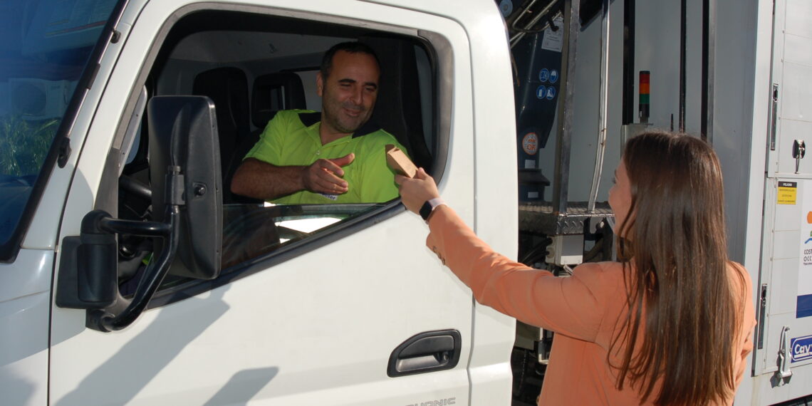 El Complejo Ambiental Costa del Sol se suma al día contra el cáncer de mama