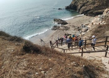 Cerca de 1.800 malagueños participan en rutas por la Senda Litoral para conocer el ecosistema marino de la costa