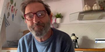 El delegado de Salud se despide de ‘Spiriman’ recordando su legado