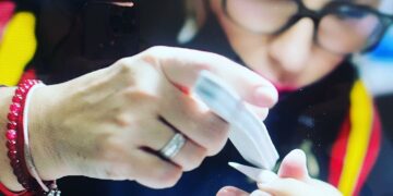 La uñas de Fina Gómez vuelven a triunfar en el campeonato Naylimpion Spain