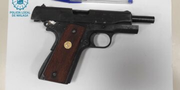 Detenido un conductor bajo efectos de alcohol y droga tras intervenir cocaína, dinero y una pistola