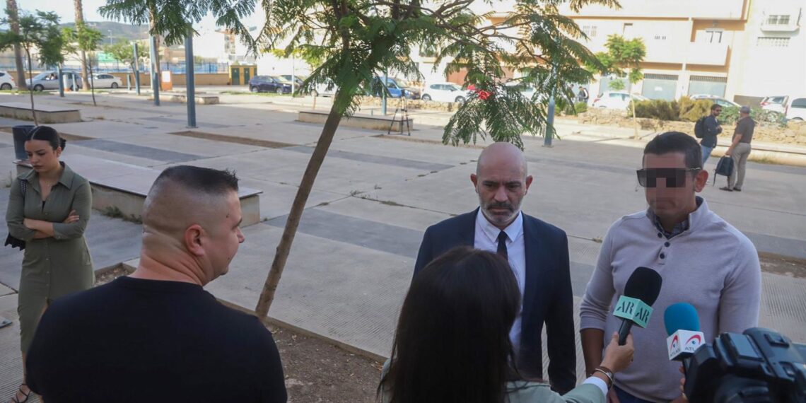 El juzgado acuerda seguir la causa contra el novio de Dana Leonte y practicar nuevas pruebas