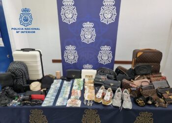 Tres detenidos tras caer un grupo criminal especializado en robos con fuerza en domicilios