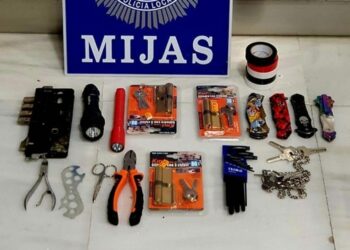 La Policía Local de Mijas evita la okupación de una vivienda en la zona de Riviera