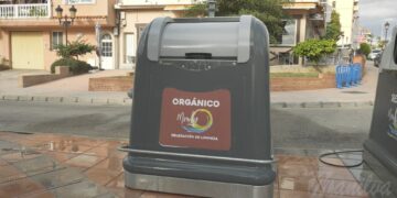 Comienza la colocación del «quinto contenedor» para residuos orgánicos en Manilva