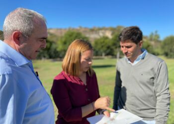 Casares Costa  crece en servicios y espacios públicos