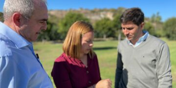 Casares Costa  crece en servicios y espacios públicos