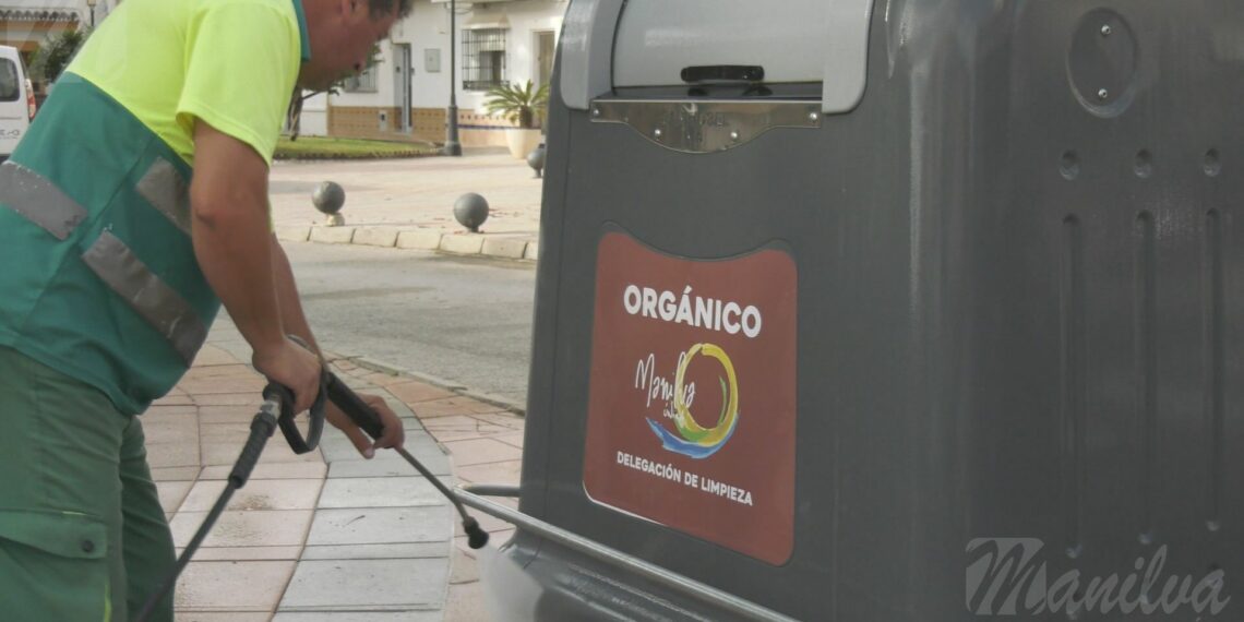 Comienza la colocación del «quinto contenedor» para residuos orgánicos en Manilva