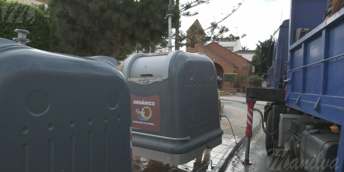 Comienza la colocación del «quinto contenedor» para residuos orgánicos en Manilva