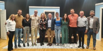  Éxito en la obra de teatro «Un secreto a voces»