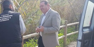 Acosol cesa a Dean Tyler Shelton, que se mantenía en el cargo a pesar de abandonar Compromiso Manilva