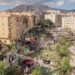 Más de 4.000 personas acuden a la inauguración del aparcamiento y la nueva plaza del Ajedrez de Estepona