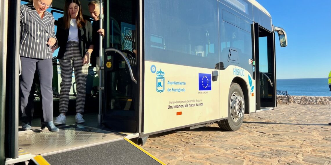Ana Mula anuncia que el transporte urbano de Fuengirola será gratuito a partir del 1 de enero de 2023