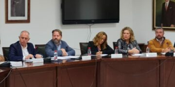 Compromiso Manilva apoya a los nuevos emprendedores del municipio aprobando en el Pleno un plan de ayudas