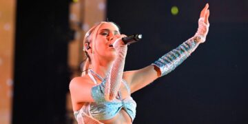 Ana Mena, premio a la Mejor Canción del año en los 40 Music Awards