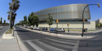 En los edificios de la Diputación se instalarán 2.000 placas para ahorrar su consumo eléctrico