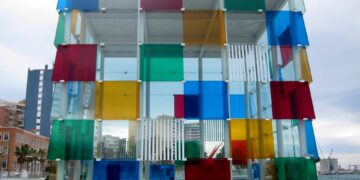 El trofeo de la Copa Davis llega a Málaga y se expondrá junto al Cubo del Pompidou