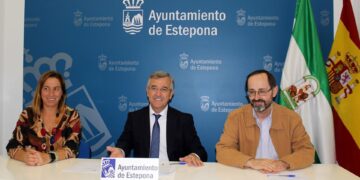 Estepona inicia un programa para el diagnóstico y tratamiento de hepatitis C en el municipio