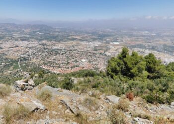 Rescatada una senderista herida en Torremolinos