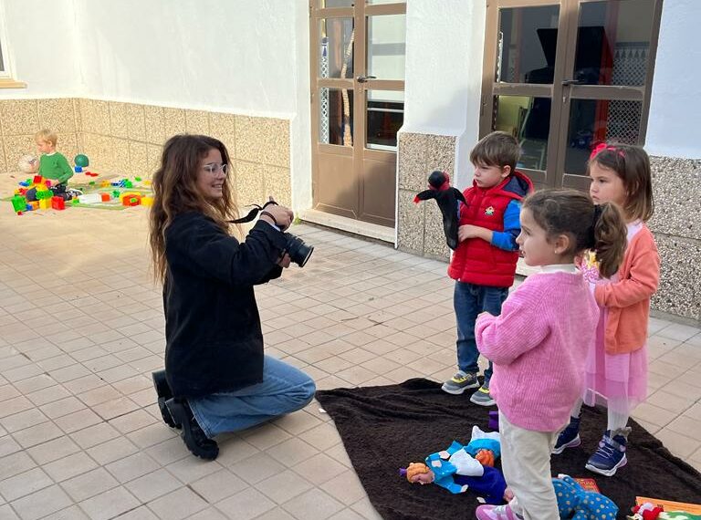Escolares de Casares trabajan en un catálogo de juguetes no sexistas y no violentos