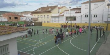 Manilva pone en marcha una Escuela de Padres