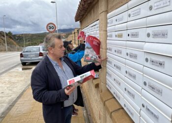 El PSOE de Casares presenta su nueva revista informativa “LaVerdad”