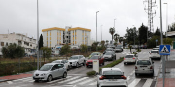 Remodeladas las calles Geranios, Bahía y Doña Juanita de San Pedro Alcántara para sumar 50 plazas de aparcamiento
