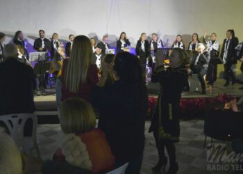 Gran ambiente en la Zambomba Flamenca de Manilva