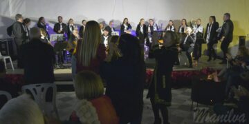 Gran ambiente en la Zambomba Flamenca de Manilva