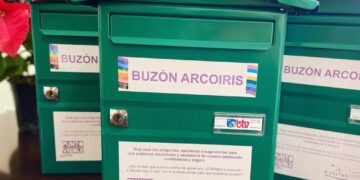 El Punto Visible de Casares instala Buzones Arcoíris para acercar el servicio a los jóvenes de manera confidencial