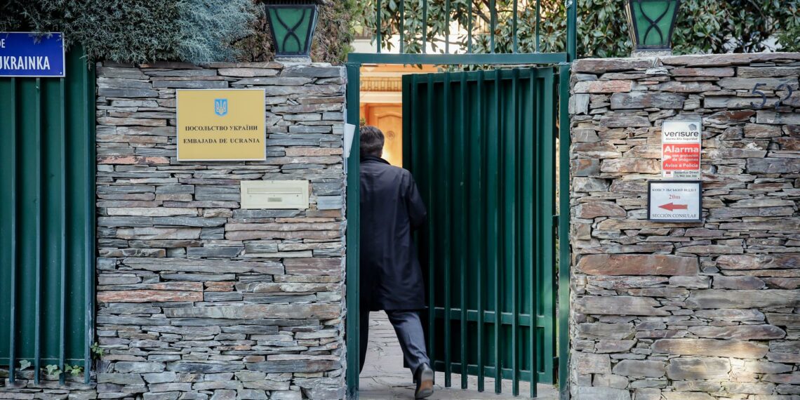 Interceptado un sobre con ojos de animales en el consulado de Ucrania en Málaga