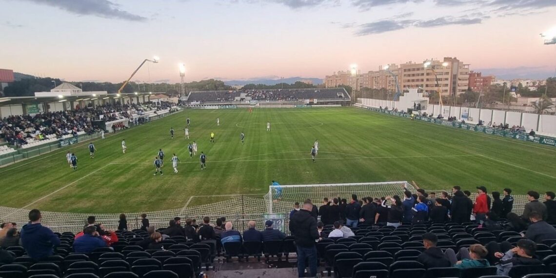 Un remozado estadio El Pozuelo acoge este miércoles un histórico Juventud Torremolinos-Sevilla
