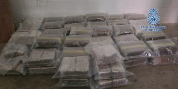 Cae en Fuengirola una red dedicada al transporte internacional de droga que ocultaban en un doble fondo de un tráiler