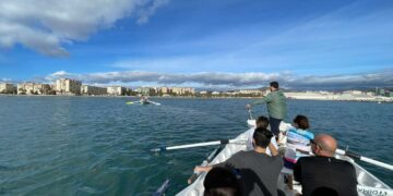 Más de 200 personas disfrutan de la Senda Azul