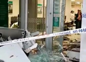 Revientan con explosivos un cajero automático en Málaga