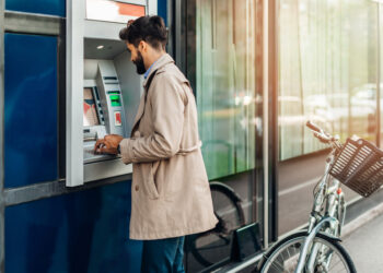 El Gobierno prevé que más de 346.000 malagueños se beneficien de la subida de las pensiones y del IMV