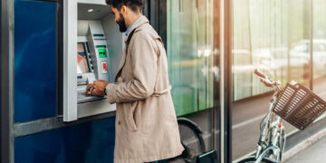 El Gobierno prevé que más de 346.000 malagueños se beneficien de la subida de las pensiones y del IMV