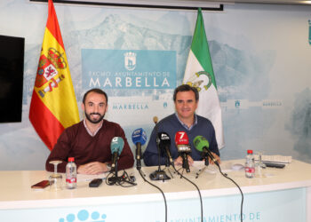 En Marbella se aplicará la reducción estatal del 50% en los bonos de transporte público