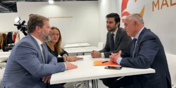 Manilva sienta en FITUR las bases de importantes contactos turísticos