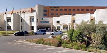 Evacuado al hospital un hombre de 82 años tras el incendio de una vivienda en Mollina