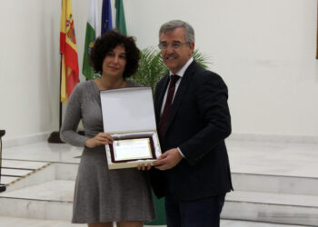 Entregado el II Premio Internacional de Poesía ‘Ciudad de Estepona’ a Olalla Castro por ‘Todas las veces que el mundo se acabó’