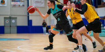 Jone Azkue abandona el CAB Estepona