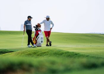 Ángel Hidalgo (Marbella) y Kisco Pérez (Secadero) brillan en el Torneo de Golf de Dubai