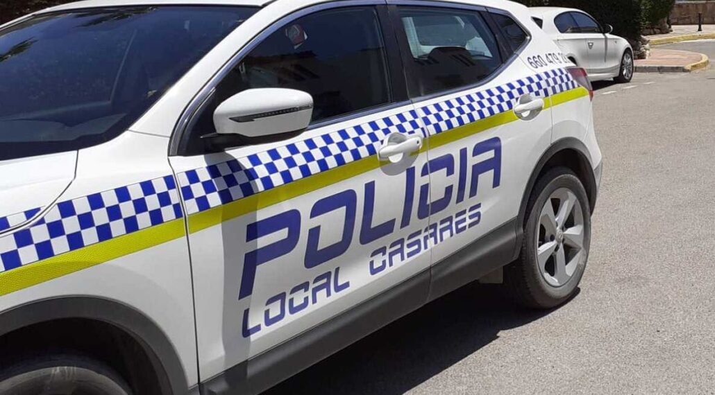 Casares comenzará a retirar vehículos abandonados en vías públicas y parajes naturales del municipio