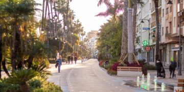 Estepona planta otros 250.000 ejemplares producidos en el vivero municipal