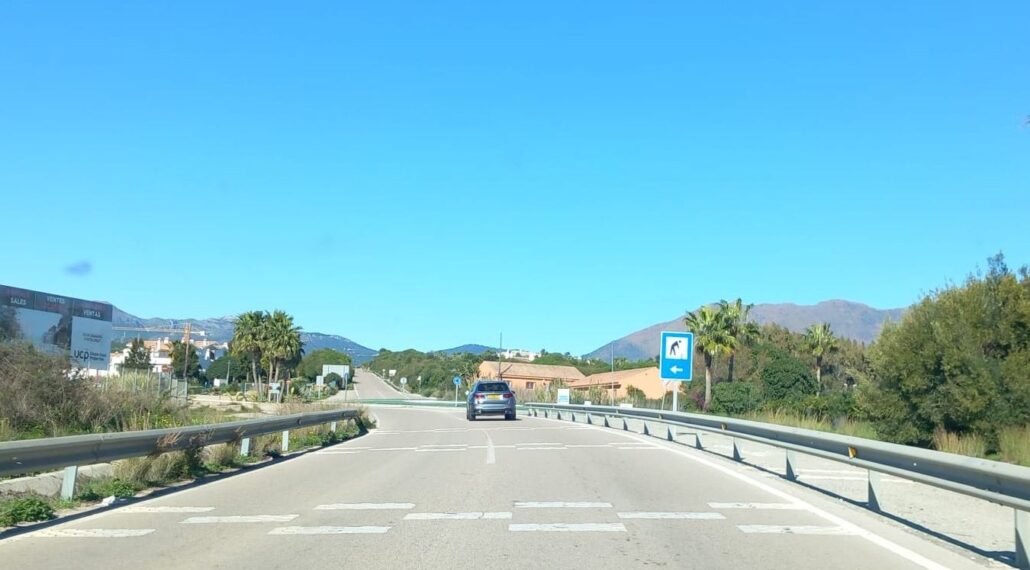 Casares y Diputación anuncian el proyecto de embellecimiento de la carretera de Casares Costa