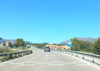 Casares y Diputación anuncian el proyecto de embellecimiento de la carretera de Casares Costa