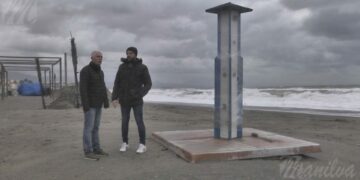 El alcalde de Manilva comprueba los daños producidos por el temporal