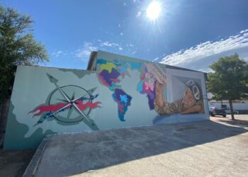 La Alcaldía de Secadero prepara el nuevo espacio de juegos de balones en la Plaza de Andalucía